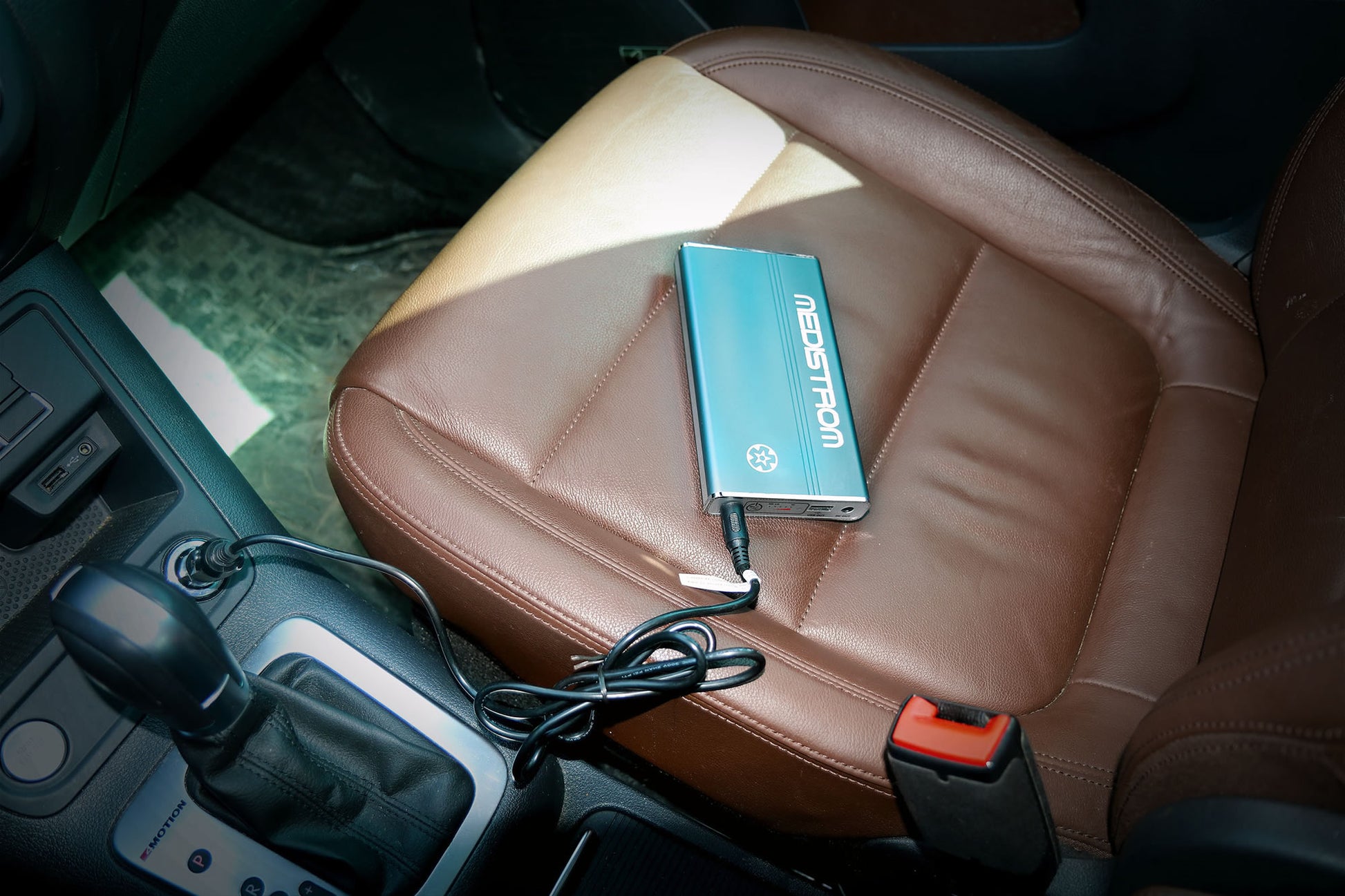 MEDISTROM CAR CHARGER FOR PILOT-12/24 LITE - Canadian CPAP Supply